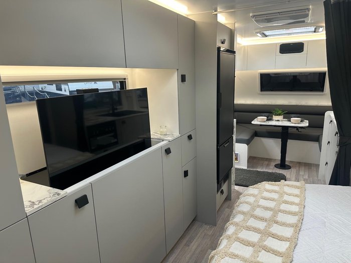 2025 New Age Caravans Big Red 20 Ft Slider My25