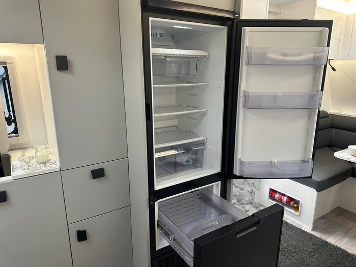 2025 New Age Caravans Big Red 20 Ft Slider My25