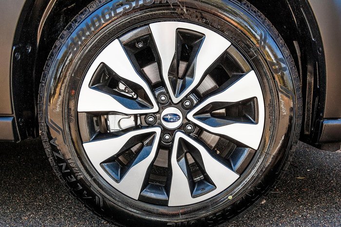 2025 Subaru Outback AWD Touring