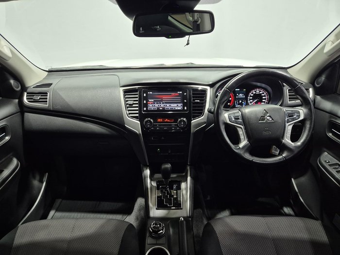 2021 Mitsubishi Triton GLX-R MR MY22 4X4 Dual Range White