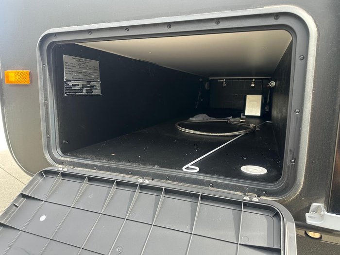 2025 New Age Caravans Manta Ray 19 Ft Er My26