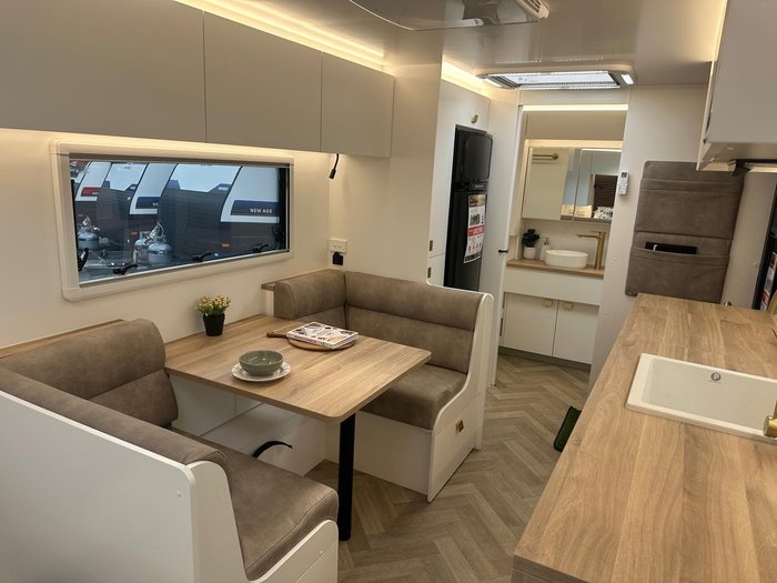 2025 New Age Caravans Manta Ray 19 Ft Er My26