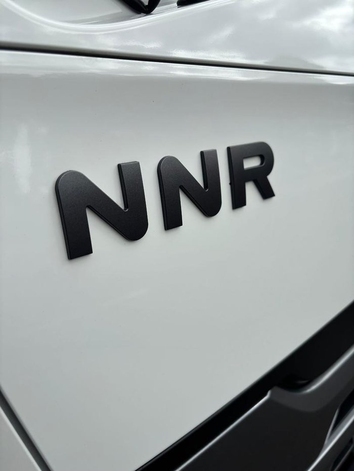 2025 Isuzu N Series NNR 45-150 Vanpack