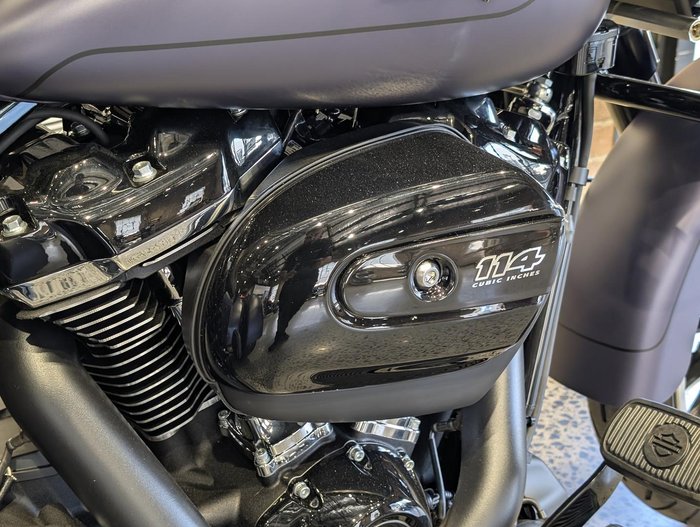 2025 Harley-Davidson Road Glide 3 (FLTRT) Trike Purple