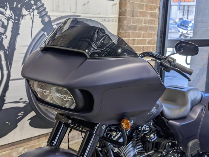 2025 Harley-Davidson Road Glide 3 (FLTRT) Trike Purple