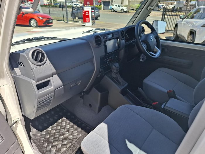 2025 Toyota Landcruiser GXL