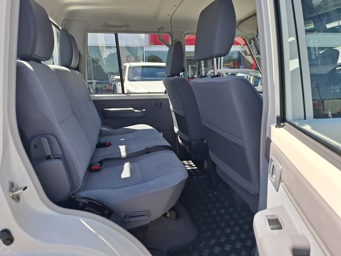 2025 Toyota Landcruiser GXL