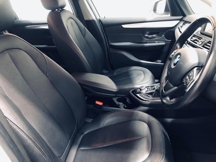 2015 BMW 2 Series 218d Luxury Line F45 White