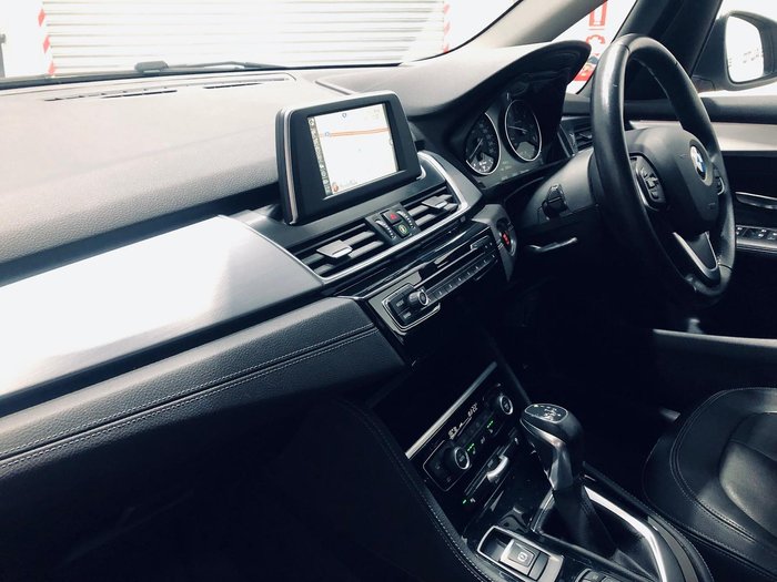 2015 BMW 2 Series 218d Luxury Line F45 White