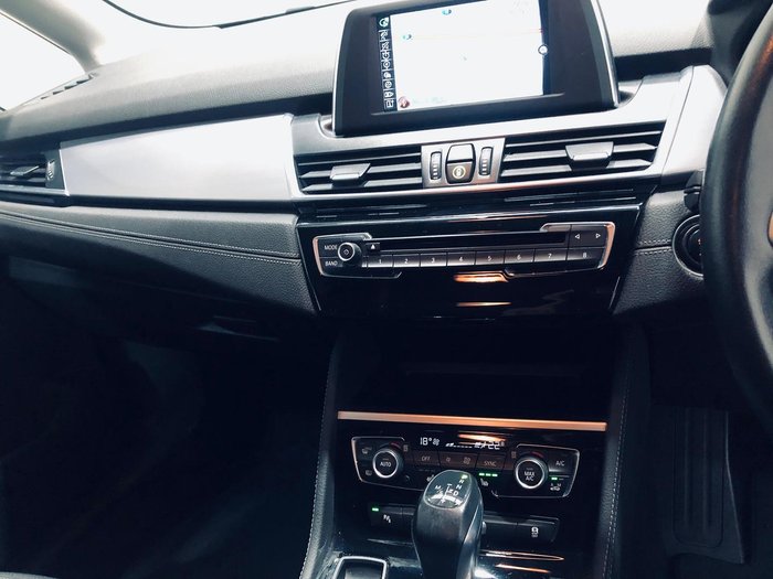 2015 BMW 2 Series 218d Luxury Line F45 White