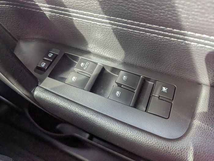 2016 Holden Captiva Active CG MY16 Carbon Flash Black