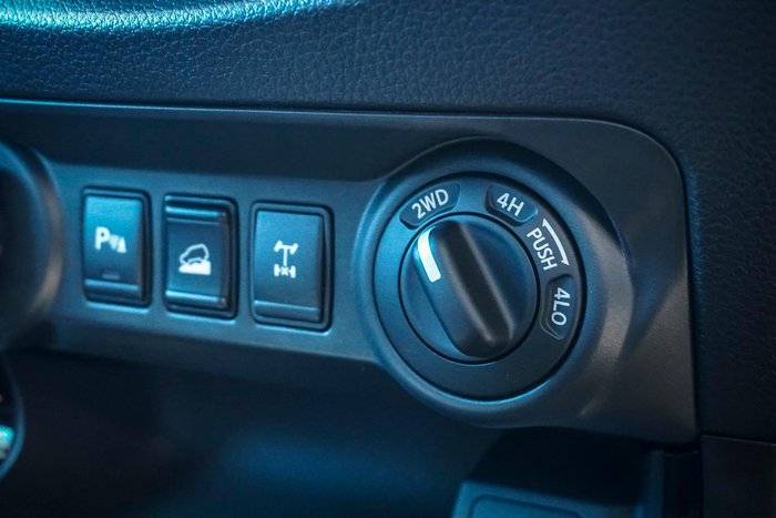 2025 Nissan Navara PRO-4X