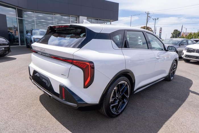 2025 Kia K4 GT-Line