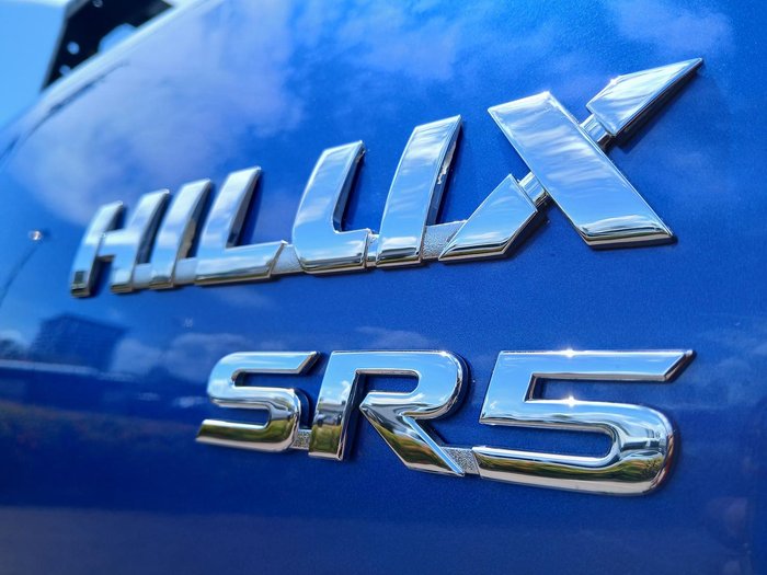 2022 Toyota Hilux SR5
