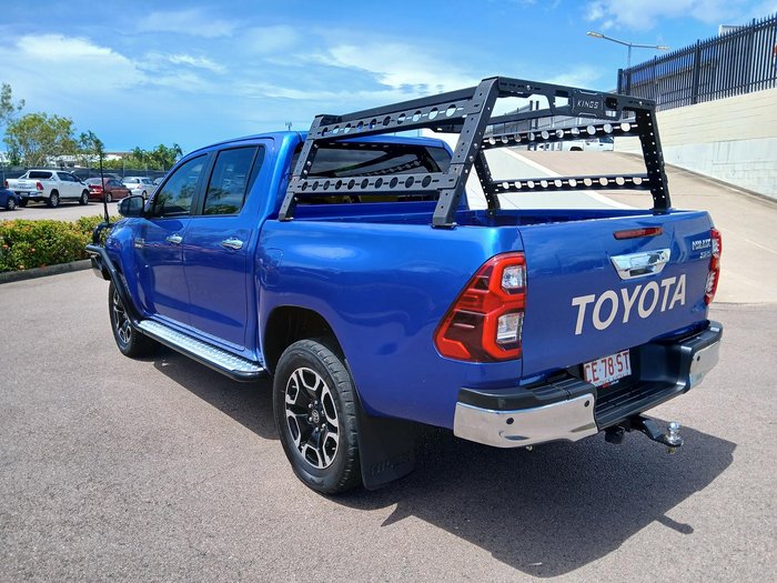 2022 Toyota Hilux SR5