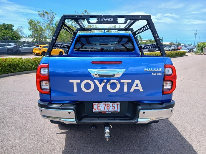 2022 Toyota Hilux SR5