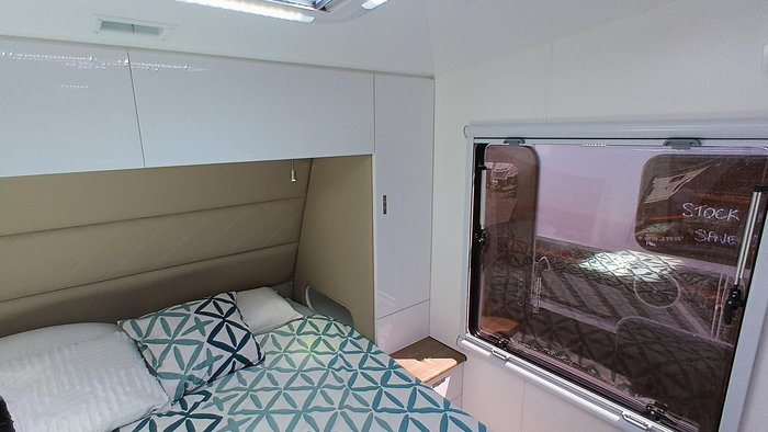 2025 Red Centre Kimberley Plus 206 (was $130,490 now $114,990)