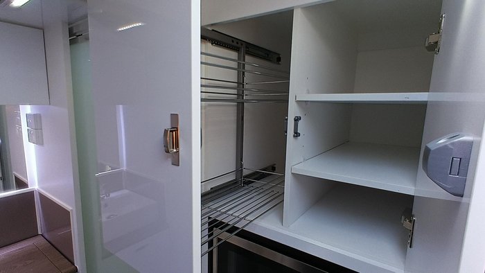 2025 Red Centre Kimberley Plus 206 (was $130,490 now $119,990)