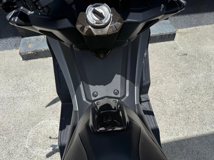 2022 Kymco AK 550 AK Silver