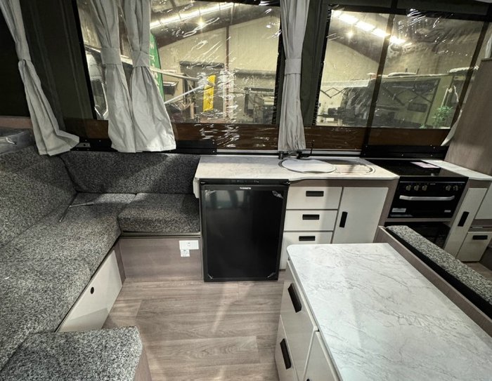 2025 JAYCO SWAN OB.CP-MY25