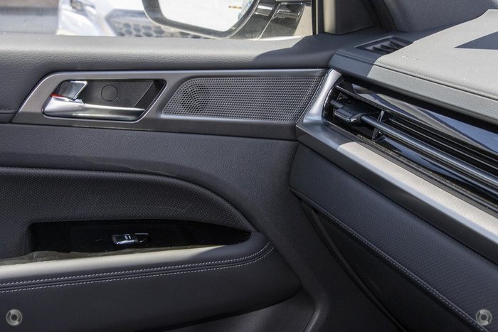 2024 KGM SsangYong Rexton ELX