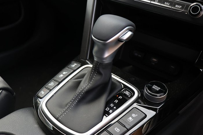 2025 Kia Seltos GT-Line SP2 PE MY26 AWD Clear White with Fusion Black Roof