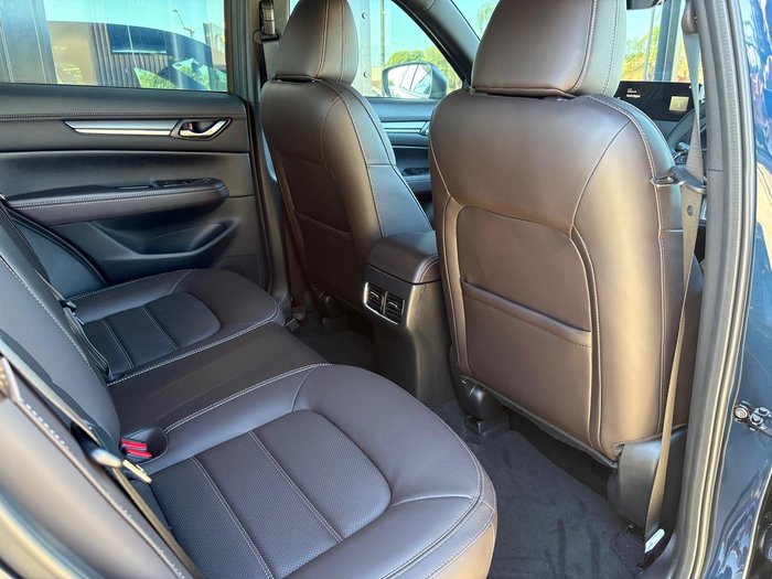 2025 Mazda CX-5 G35 Akera