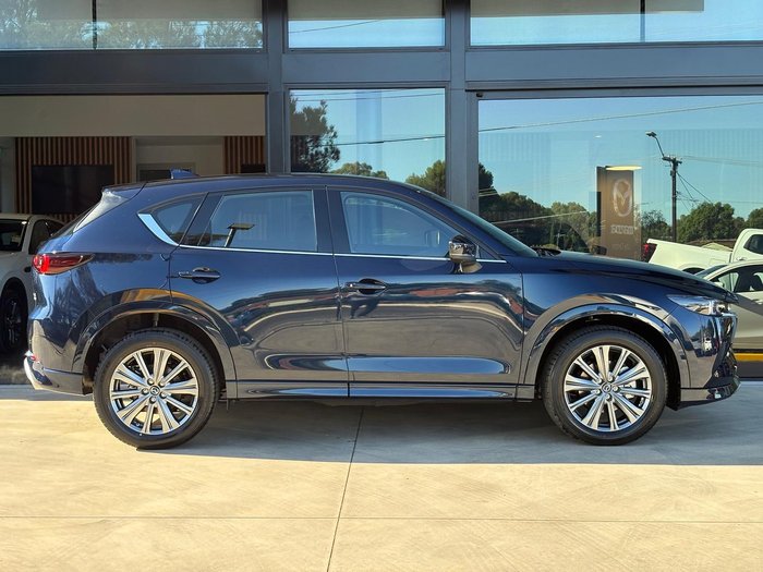 2025 Mazda CX-5 G35 Akera