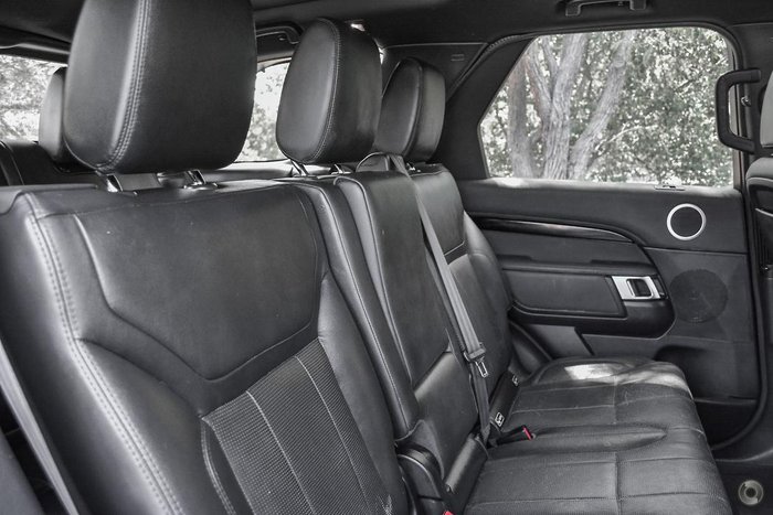 2019 Land Rover Discovery SD4 SE