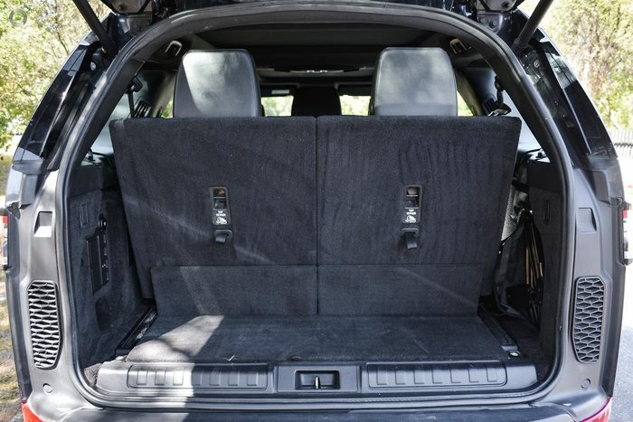 2019 Land Rover Discovery SD4 SE