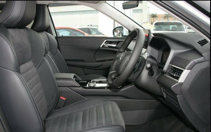 2025 Mitsubishi Outlander Aspire