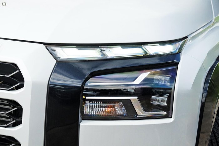 2025 Mitsubishi Triton GSR