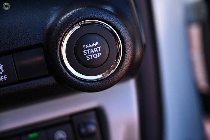 2025 Suzuki Swift Hybrid UZ Pure White