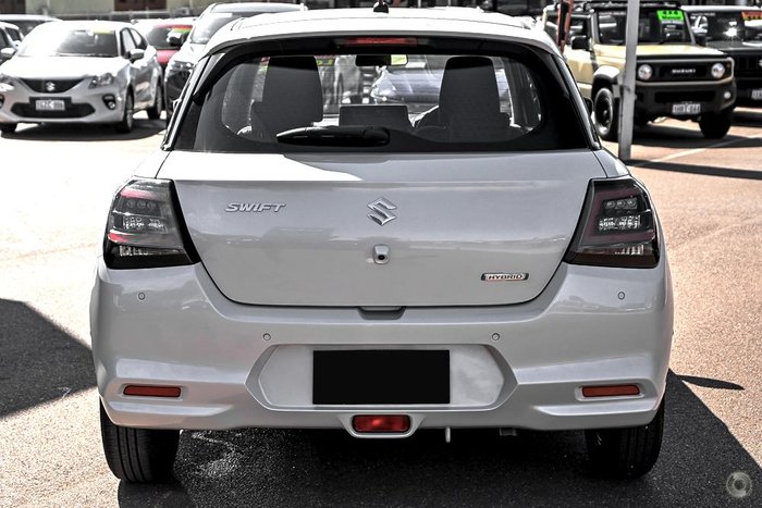 2025 Suzuki Swift Hybrid UZ Pure White