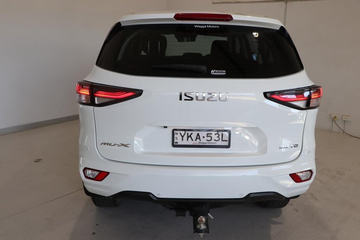 2021 Isuzu MU-X LS-M