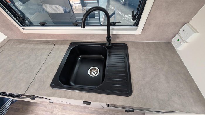 2025 Traveller Track 20' Bunk