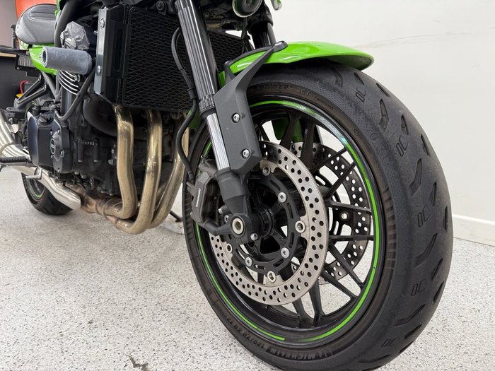 2018 Kawasaki Z900RS CAFE Green