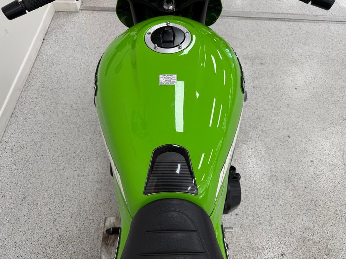 2018 Kawasaki Z900RS CAFE Green
