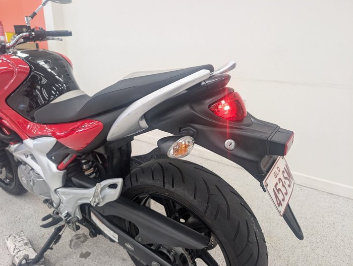 2009 Suzuki SFV650 GLADIUS Red