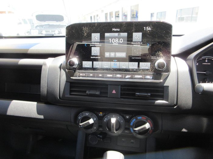 2025 Mitsubishi Triton GLX