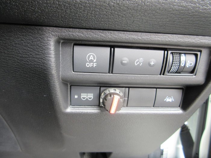 2025 Mitsubishi Triton GLX