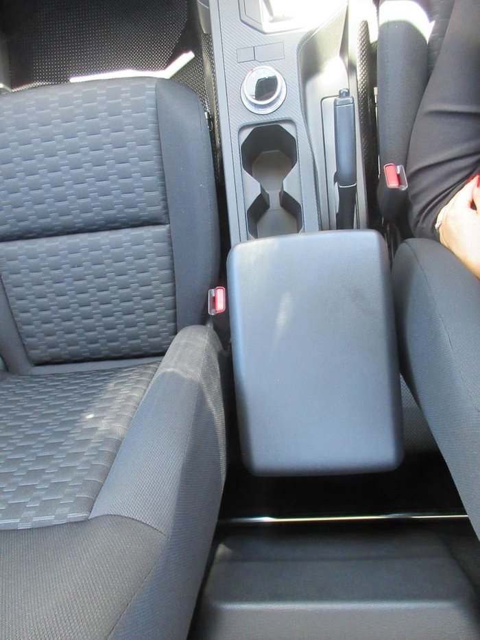 2025 Mitsubishi Triton GLX