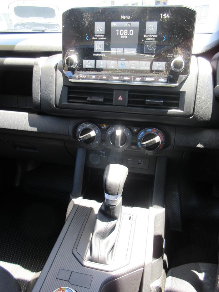 2025 Mitsubishi Triton GLX