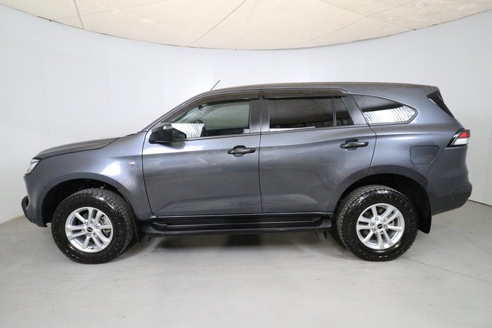 2022 Isuzu MU-X LS-M