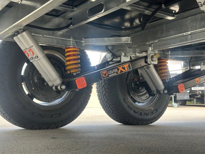 2025 New Age Caravans Xu22bcmy20