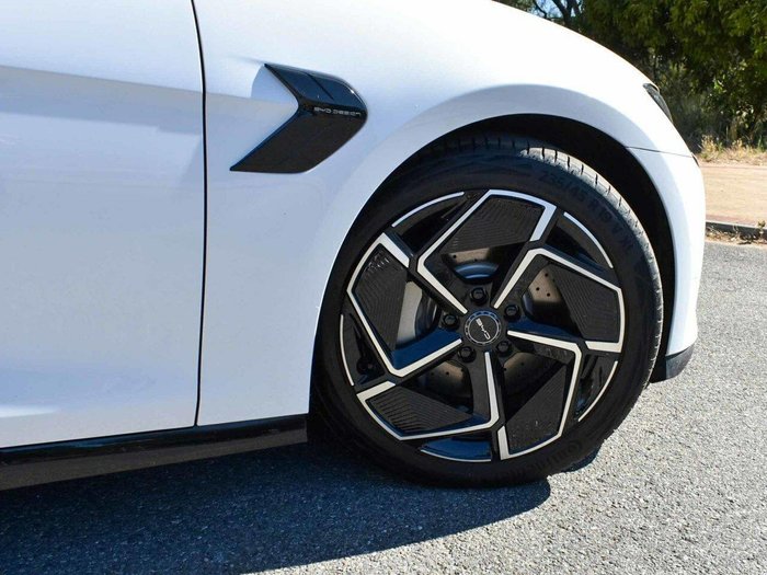 2024 BYD Seal Premium