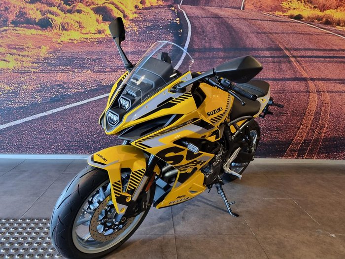 2025 Suzuki GSX-8R GSX-R Yellow