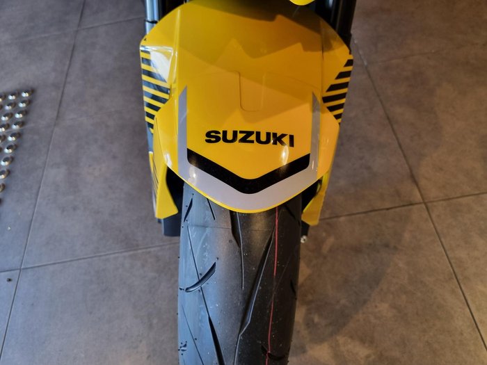 2025 Suzuki GSX-8R GSX-R Yellow