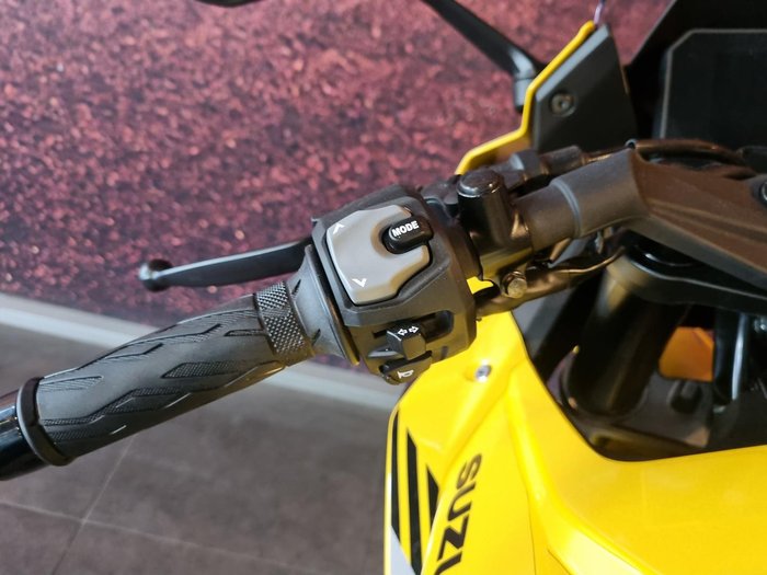 2025 Suzuki GSX-8R GSX-R Yellow