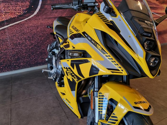 2025 Suzuki GSX-8R GSX-R Yellow